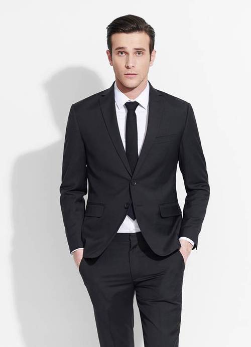 吴埂珐 制作统筹负责人